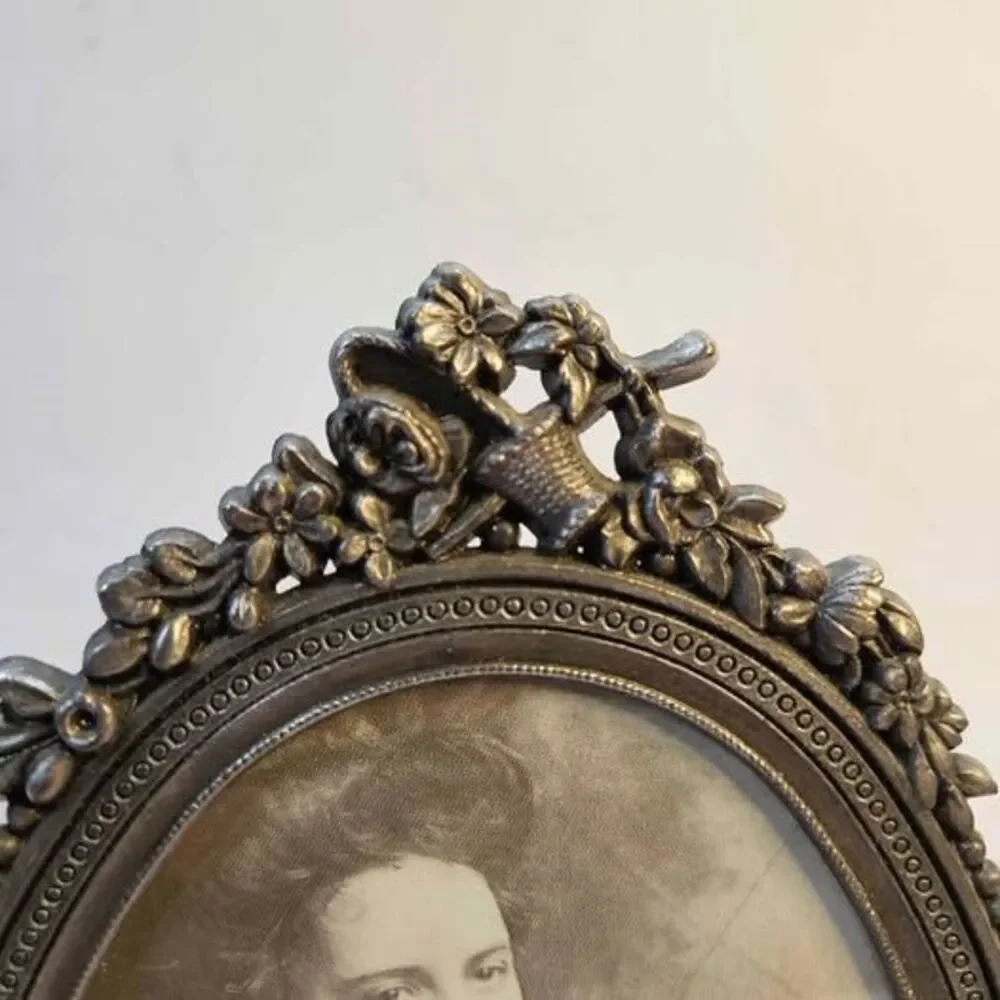 Vintage Style Pewter Floral Basket Oval Picture Frame